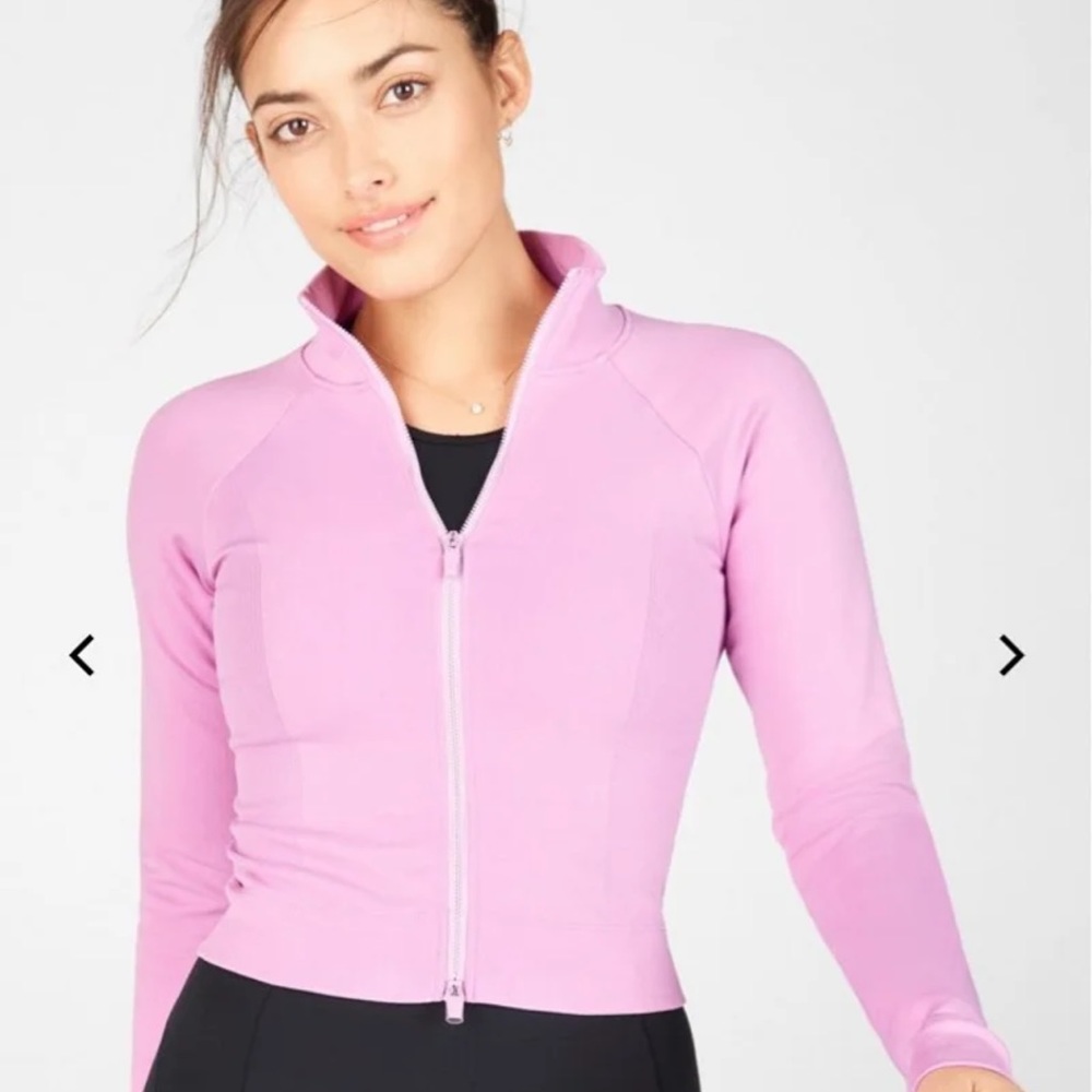Define jacket - Picture 2 of 7